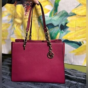 Michael Kors Medium Size Purse